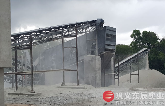 破碎生產(chǎn)線振動篩